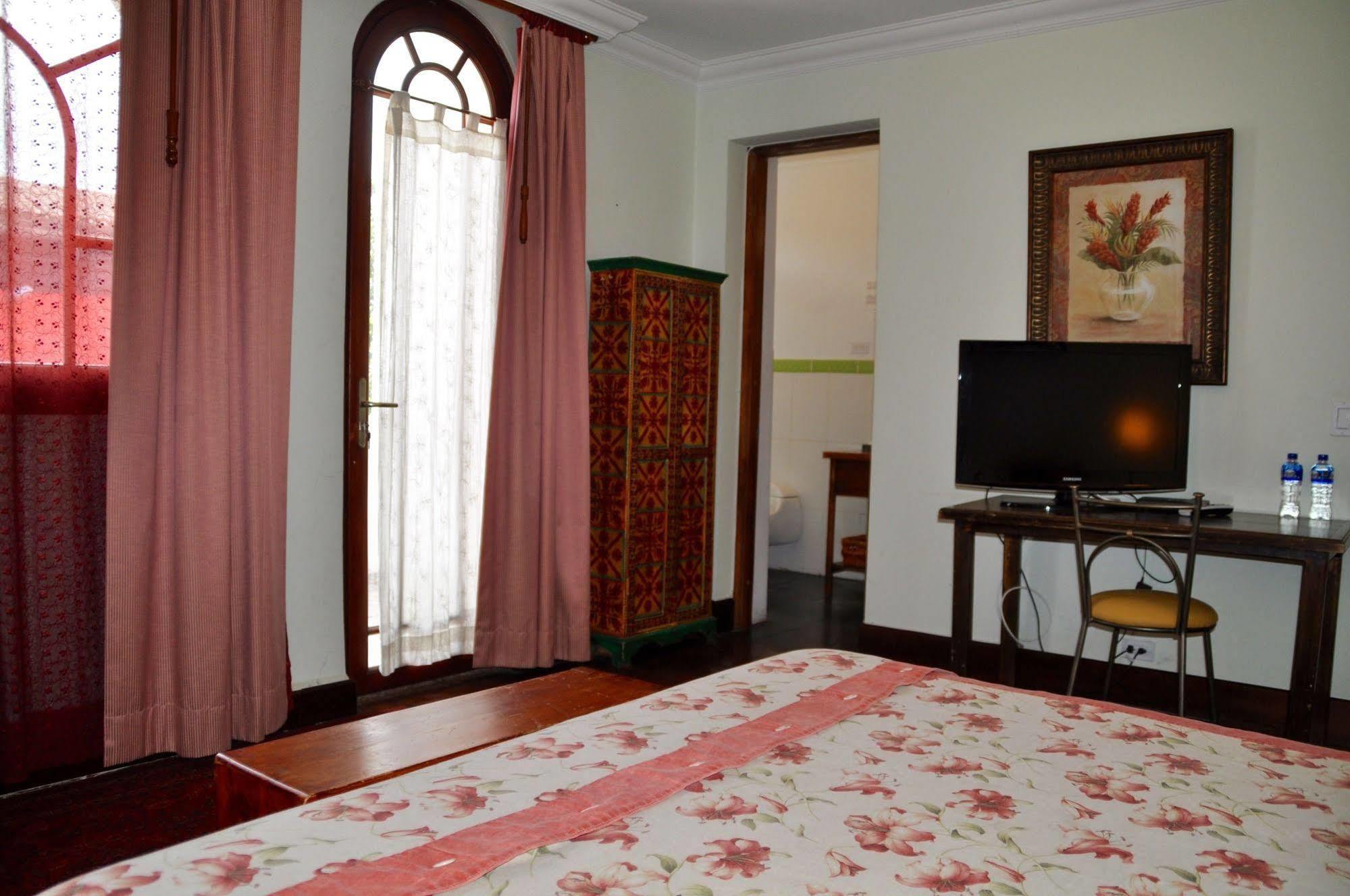 Boutique Hotel Casa Foch Quito Ngoại thất bức ảnh