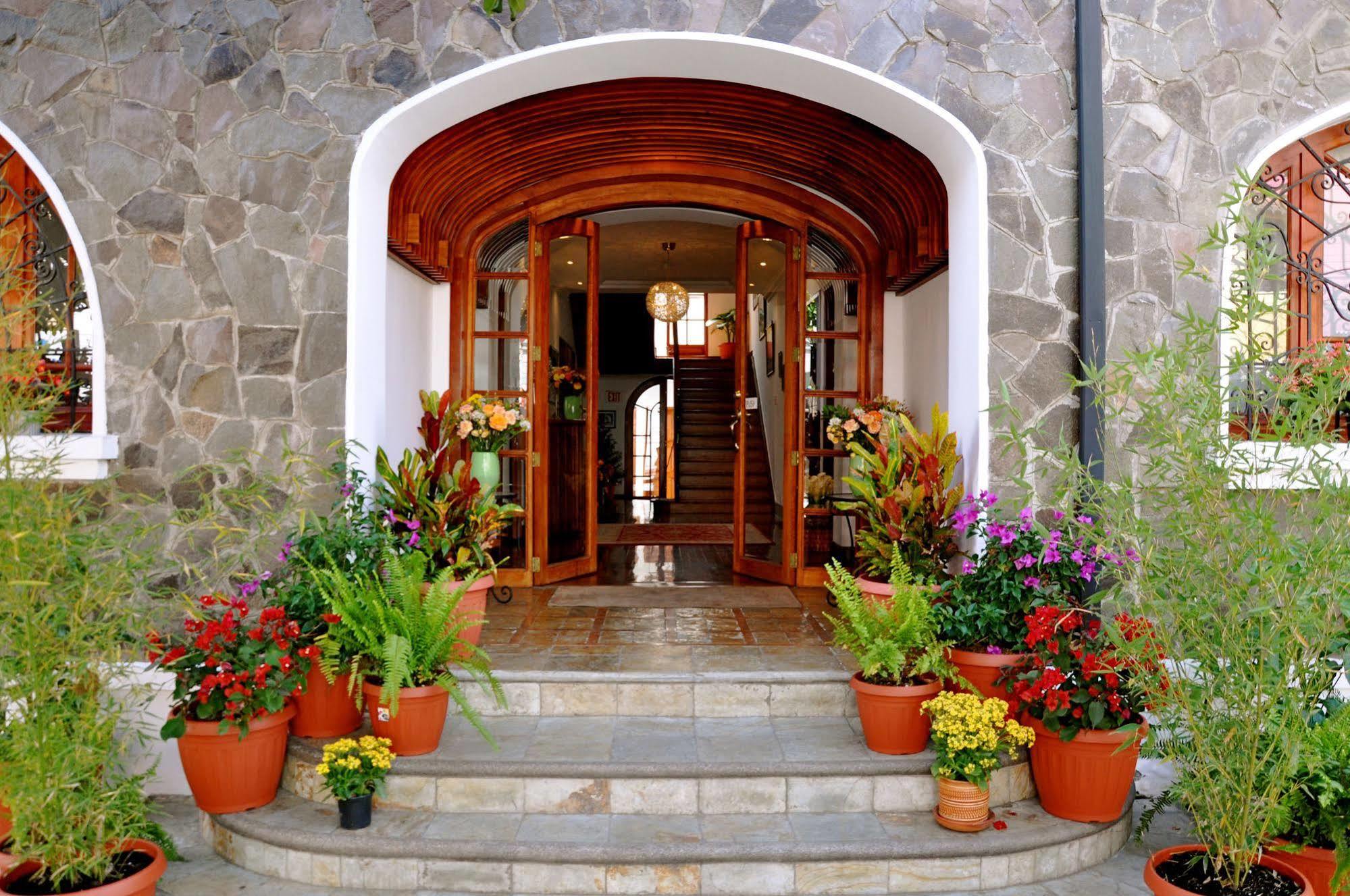 Boutique Hotel Casa Foch Quito Ngoại thất bức ảnh